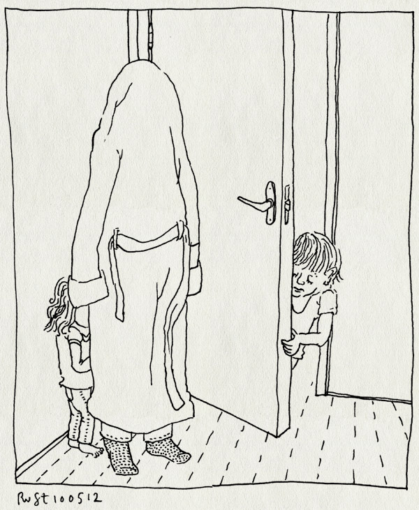 tekening 1811, alwine, badjas, deur, gaaf, kijken, lief, midas, verstoppen, verstoppertje, verstopplek, zelf